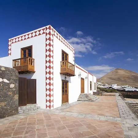Puerto Del Carmen Sleeps 10 Pool Wifi Villa *