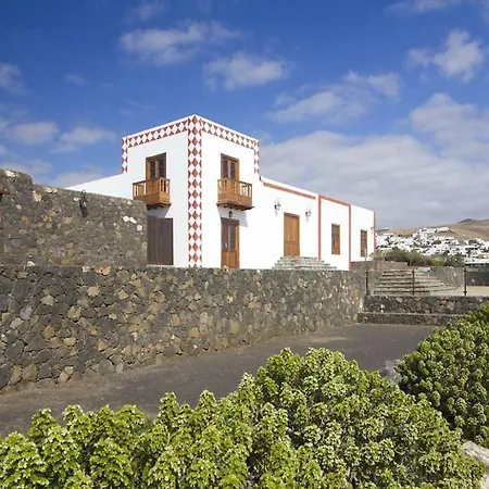 Puerto Del Carmen Sleeps 10 Pool Wifi Villa Puerto del Carmen (Lanzarote)